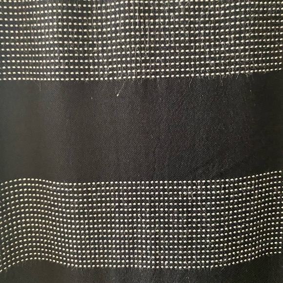 Loft XSP, black and grey dress, 100% Rayon, stretch, pullover style - Picture 5 of 6